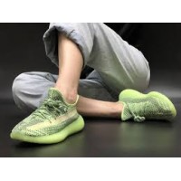 Кроссовки Adidas Yeezy Boost 350 V2 лаймовые