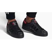 Кроссовки Adidas Star Wars x Superstar Darth Vader