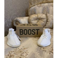Кроссовки Adidas Yeezy Boost 350 V2 Cream White 