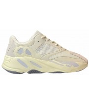 Кроссовки Adidas Yeezy Boost 700 Beige бежевые