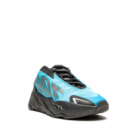 Кроссовки Adidas Yeezy Boost 700 Bright Blue черные с синим