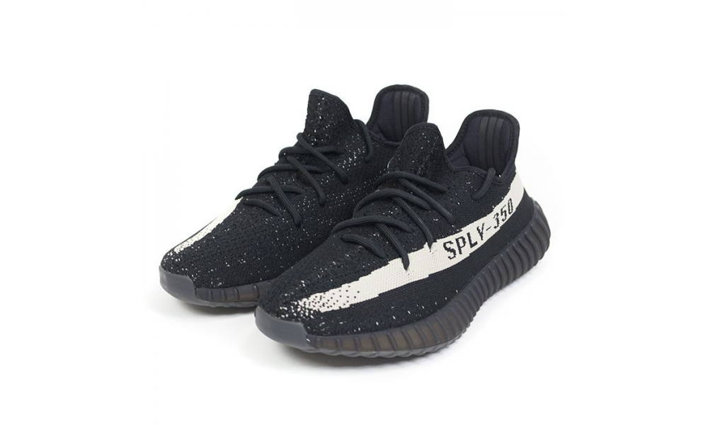 Adidas Yeezy Boost черные. Adidas Yeezy 350 черные. Yeezy Boost 350 черные. Yeezy Boost 350 Oreo.