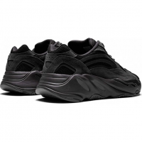 Кроссовки Adidas Yeezy Boost 700 v2 Vanta черные