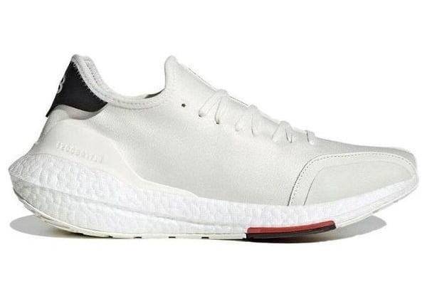 Кроссовки Adidas Y-3 Ultraboost 21 белые