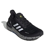 Кроссовки Adidas Ultra Boost черные с белым