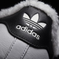 Зимние кроссовки Adidas Superstar белые