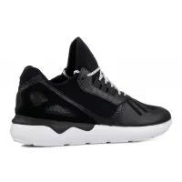 Кроссовки Adidas Tubular черные