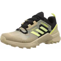 Зимние кроссовки Adidas Terrex Swift R3 Gore-Tex бежевые